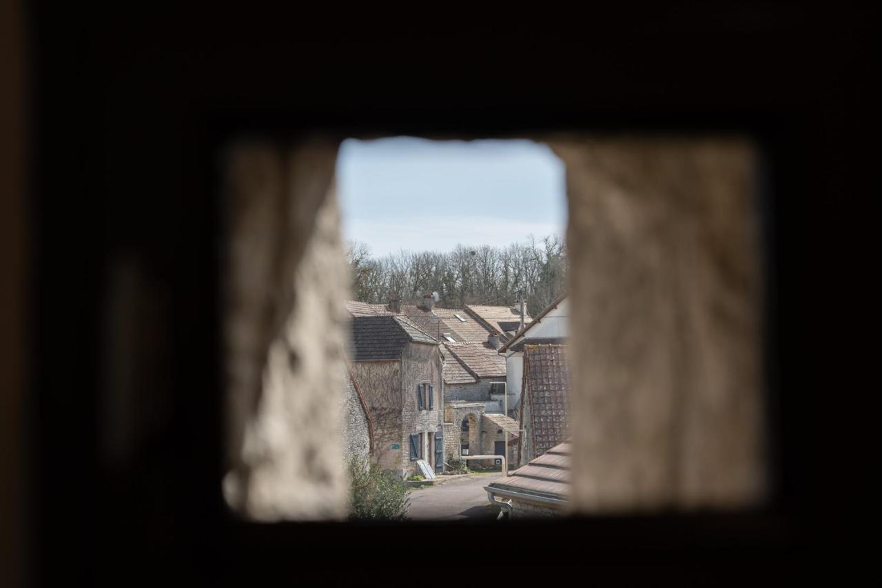 Au Coeur Des Vignes Entre Beaune Et Dijon Villa Montceau-et-Echarnant Exterior foto